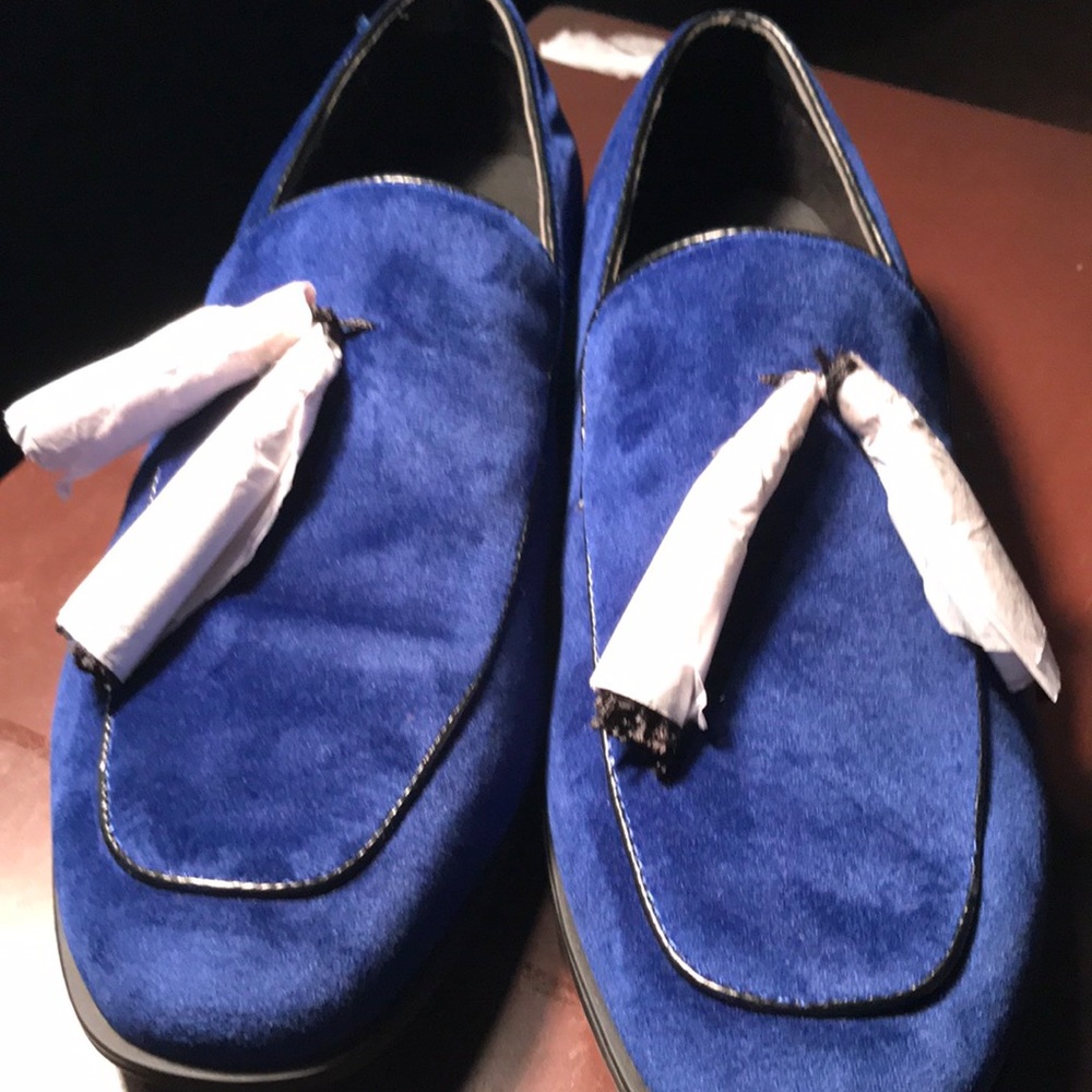 Men size 9 ASOS blue suede shoes w/tassel